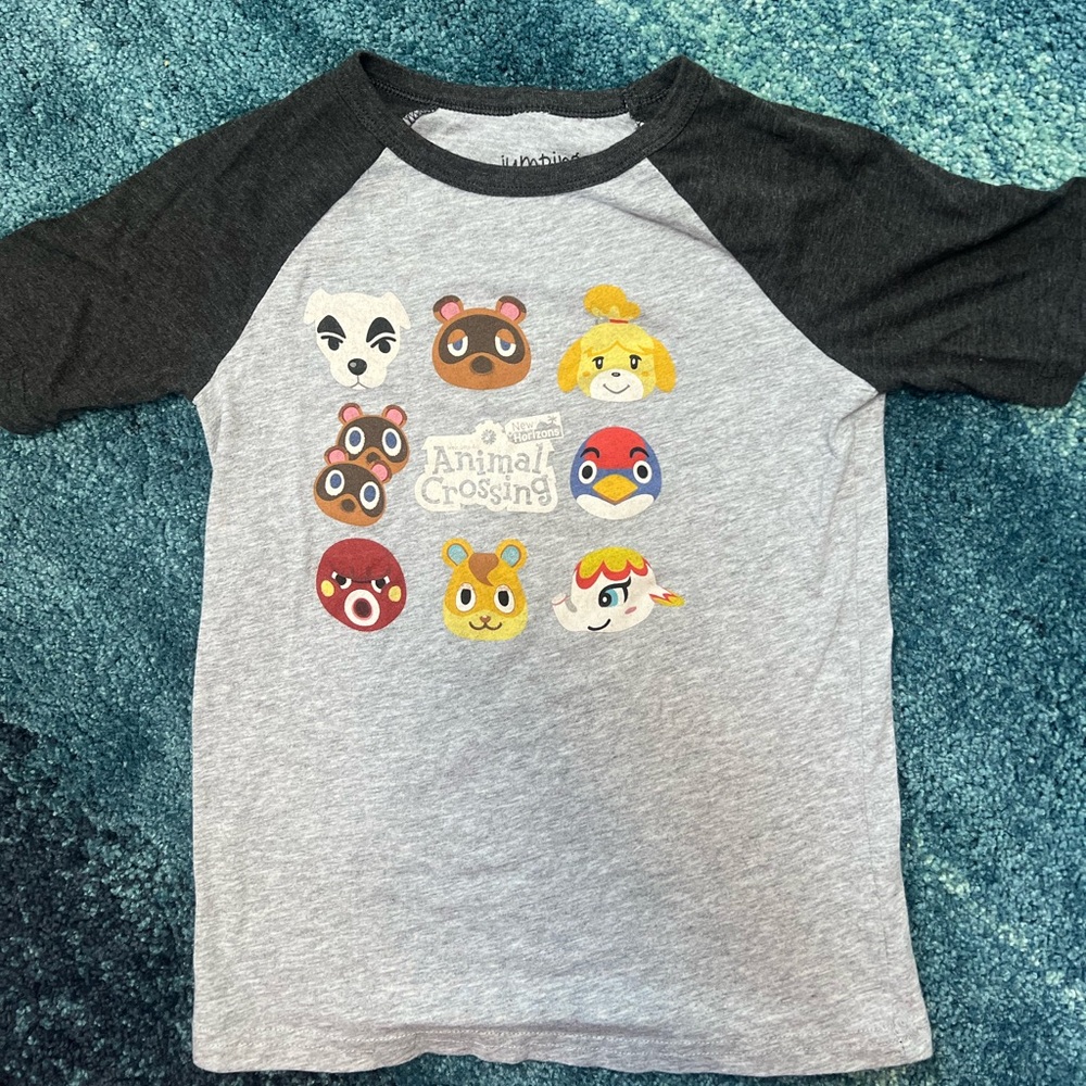 Boys T-shirt shirt size 8